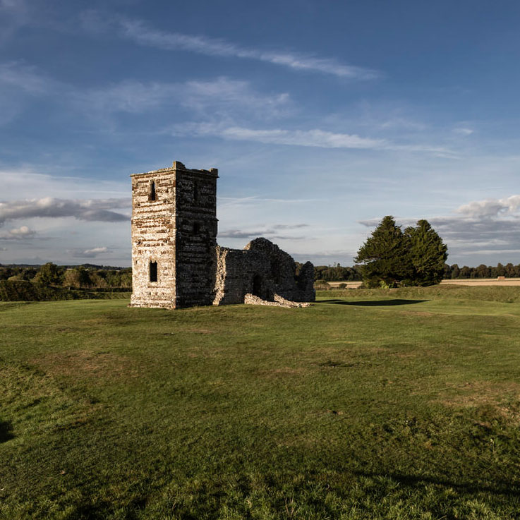 Knowlton Church and Earthworks